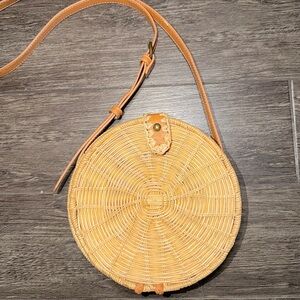 Stylish Tan Woven Crossbody Bag